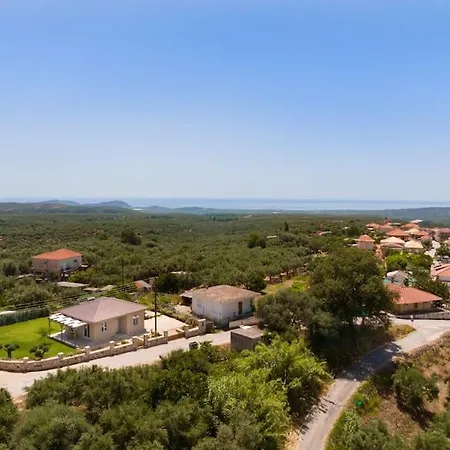 Dimitra's Sunny Holiday home *
