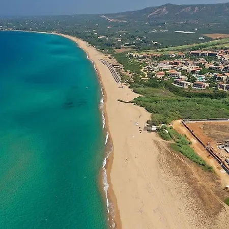 Dimitra's Sunny Holiday home *